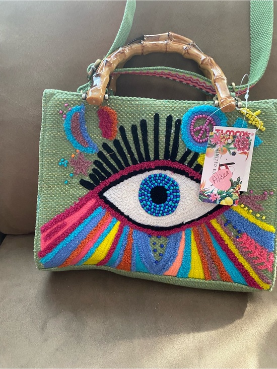 T.J.Maxx Handbags - T.J.Maxx Green Straw Tote with Multicolor Eye Embroidery